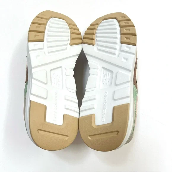 New Balance 997H - Picture 3 of 7